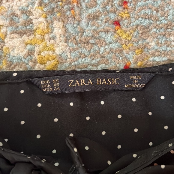 Zara Blouse - Picture 3 of 3